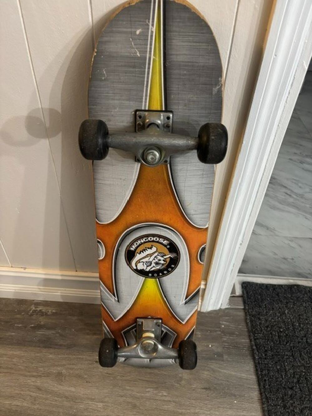 Vintage Mongoose Skateboard Complete Graphic Deck Wooden Old School 31" x 8"